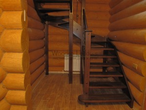 Деревянная лестница из ясеня КП "Новоглаголево"